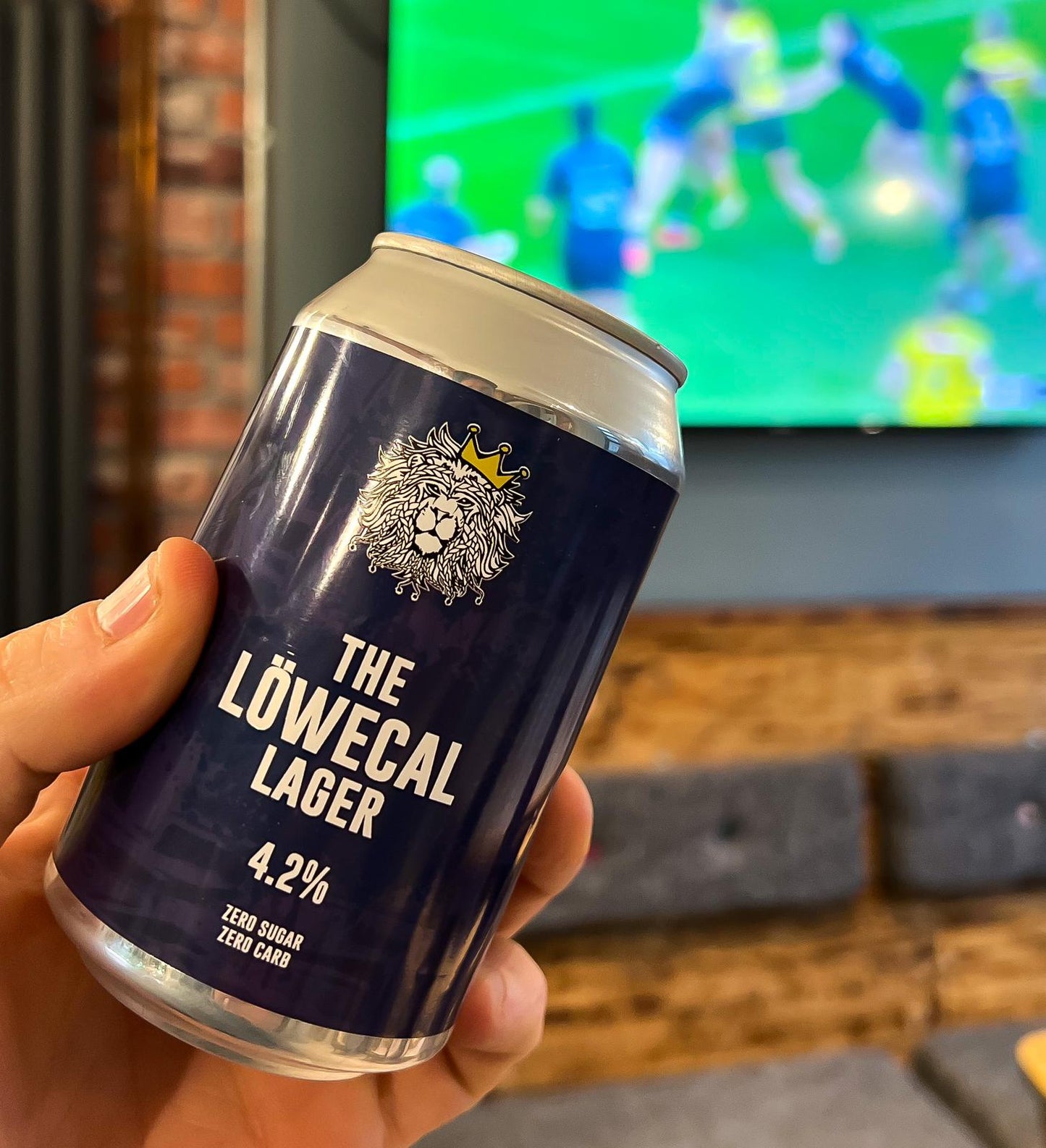 24 x Löwecal Lager Cans